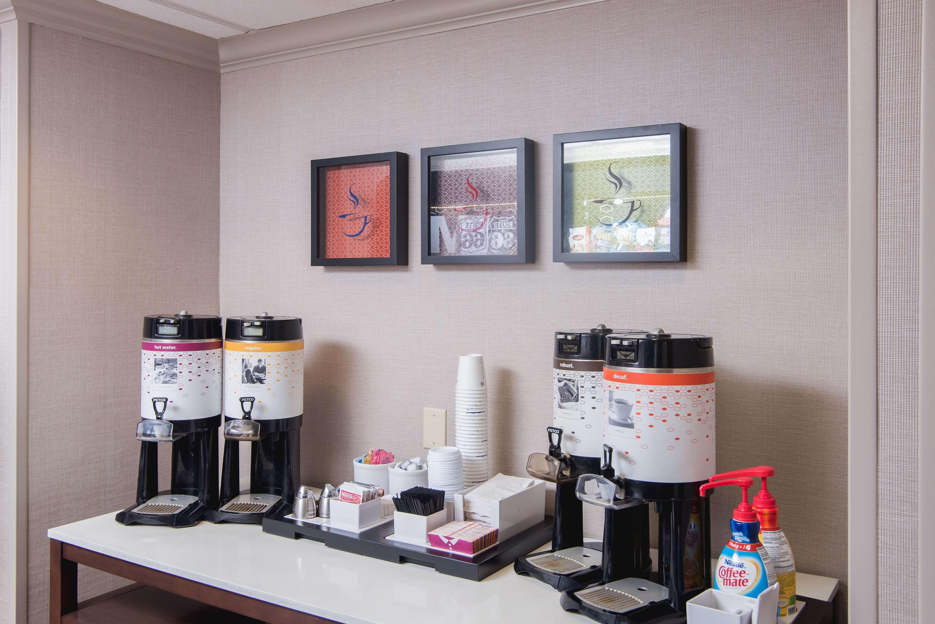 Hampton Inn Joplin Zewnętrze zdjęcie
