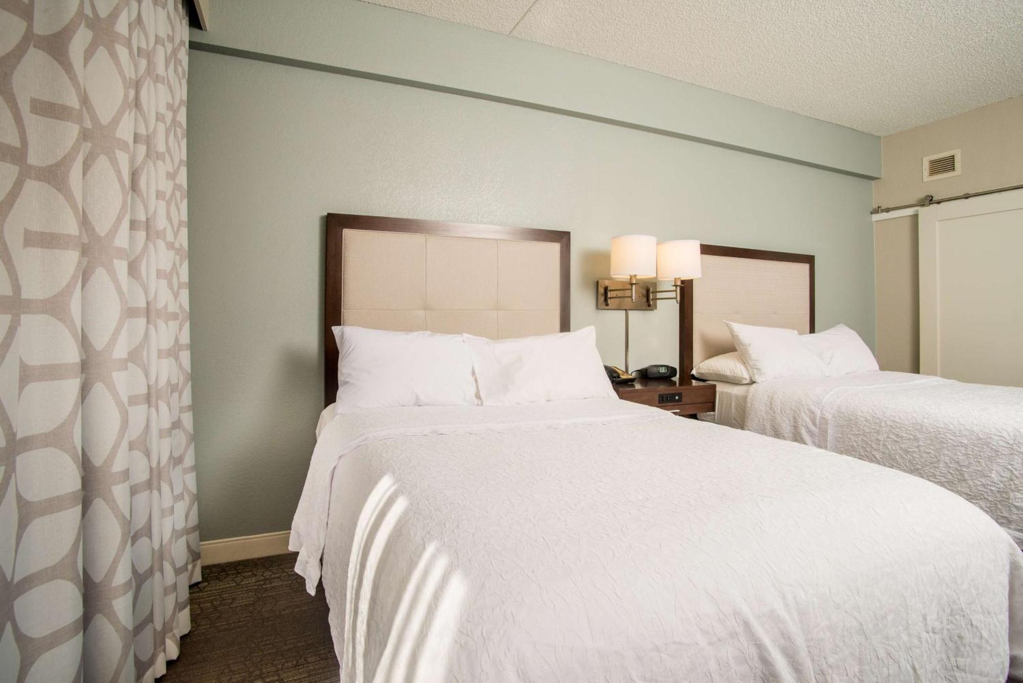 Hampton Inn Joplin Zewnętrze zdjęcie