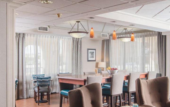 Hampton Inn Joplin Zewnętrze zdjęcie